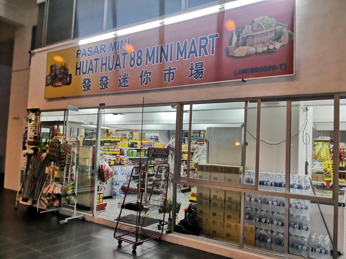 Apartment 5min Mid Valley Southkey 10min Ksl Ciq Square